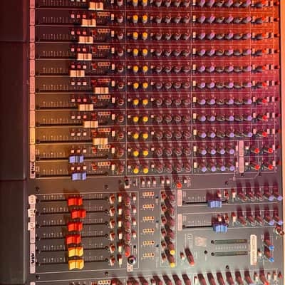 Allen & Heath GL2200 32 channels image 3