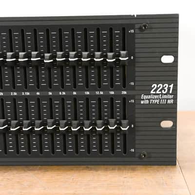 dbx 2231 Dual-Channel 31-Band Graphic Equalizer/Limiter CG014QL image 2