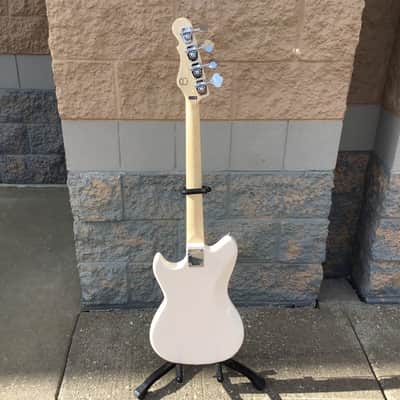 G&L Tribute Series Fallout Bass 2025 - Olympic White image 5