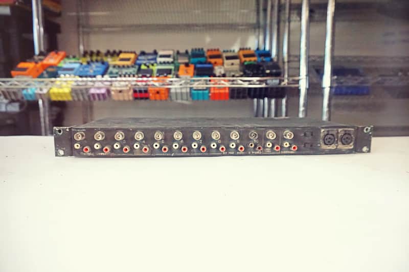 Dwight Cavendish VP-702 Distribution Amplifier image 1