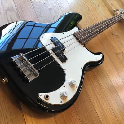 Squier (Made in Mexico) Precision bass 1998 Black image 1