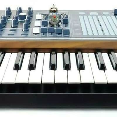 Arturia MatrixBrute Monophonic Analog Synthesizer + Neuwertig + 1,5J Garantie image 5