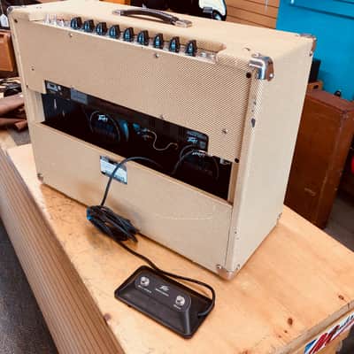 Peavey Classic 50 212 Guitar Tube Combo Amp *Tweed* image 7