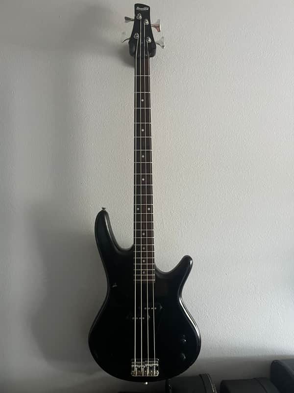Ibanez GSR100 Gio Soundgear - Black image 1