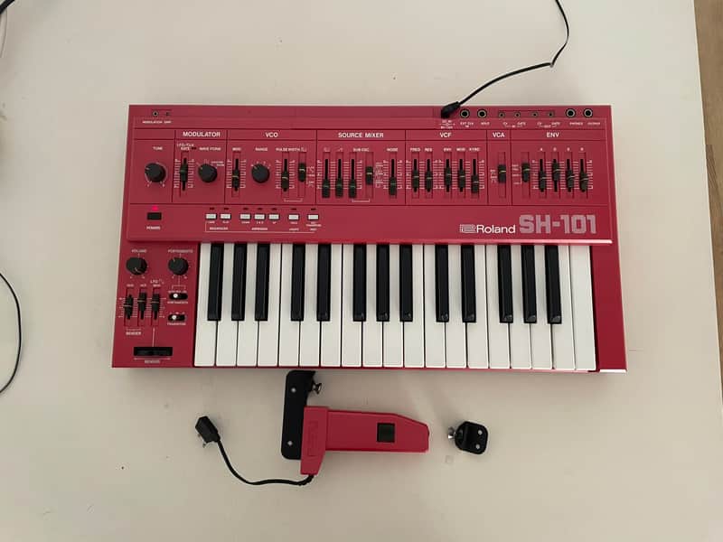 Roland SH-101 RED + Modulation Grip - RED