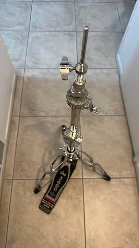 DW 5000 heavy duty 3 leg hi-hat stand image 1