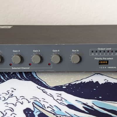 Audio Technica AT-MX351 5 Channel Automatic Smart Mixer image 3