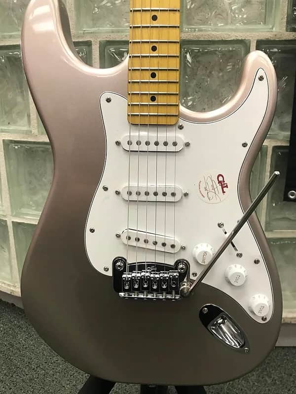 G&L Legacy Shoreline Gold image 1