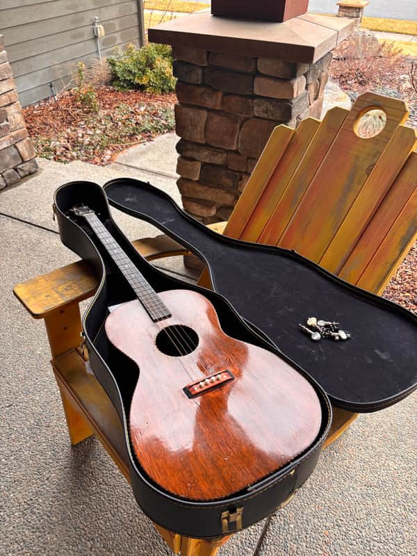 Martin copy Tenor 1930's - Lacquer