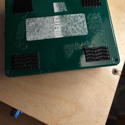Diamond Tremolo 2000s - Green image 4