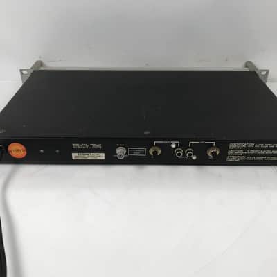 Crown FM-2 FM Two Stereo Radio Tuner image 5