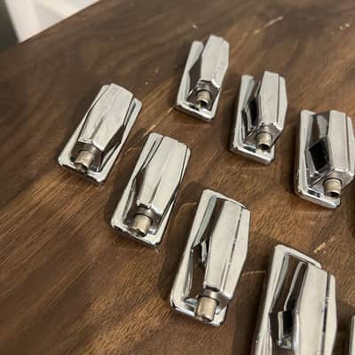Set of (16) - Vintage Pearl MLX/DLX Tom/Floor Tom Drum Lugs Bild 4