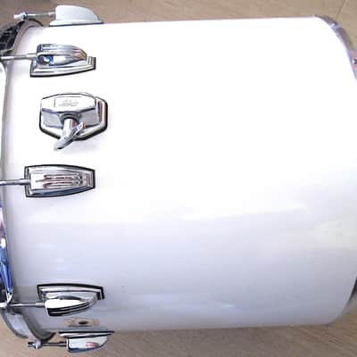 16" x 15" Ludwig Tom Drum image 3