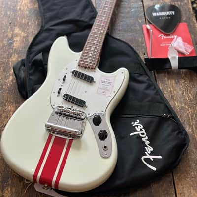 Fender MIJ Traditional 60s Mustang | Reverb
