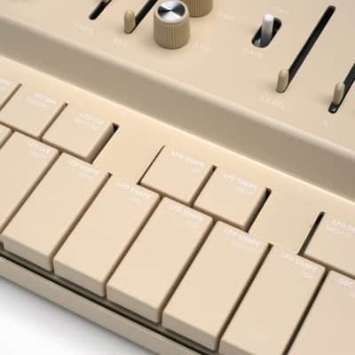 Vongon Replay Accessories Key Caps Kit (Cream) image 4