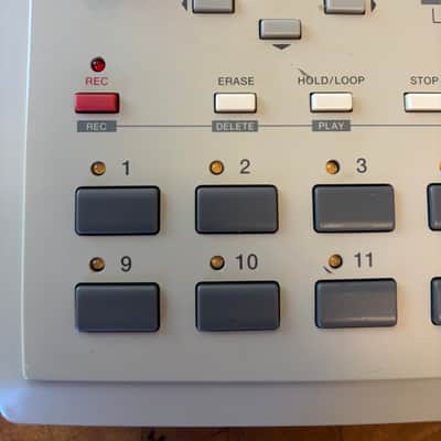 Akai S20 Stereo Phrase Sampler 1997 - White- SERVICED - MAXED image 20