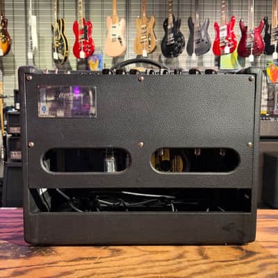 Fender USA Hot Rod Deluxe image 4