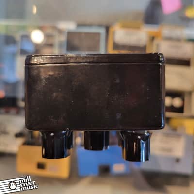 MXR Studio Compressor Effects Pedal Used image 5