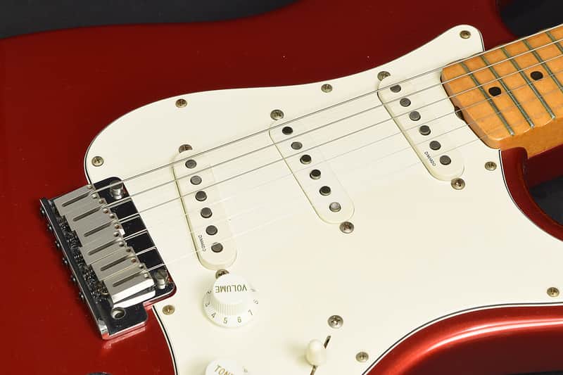 Fender USA Yngwie Malmsteen Stratocaster 1989 Candy Apple Red | Reverb