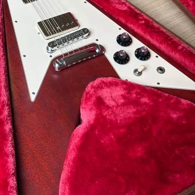 Gibson Flying V Faded Cherry image 17