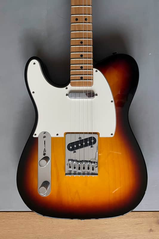 Fender Standard Telecaster