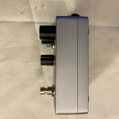Universal Audio Teletronix LA-2A Studio Compressor Pedal - Silver/gray Metallic Finish image 6
