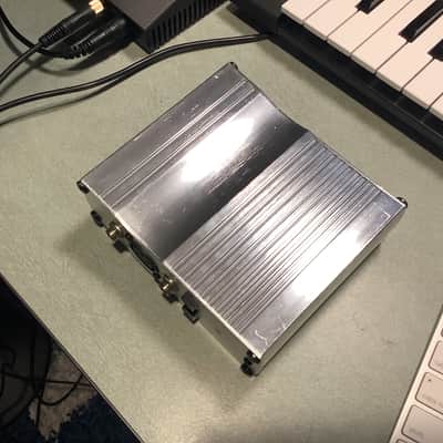 Behringer Ultra-DI DI100 Active Direct Box CHEAP image 5
