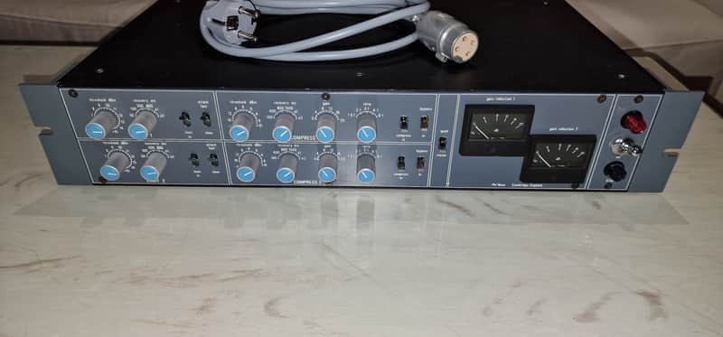 Neve 33609 Metal Knob ( just like 2 x Neve 2264 ) Compressor / Limiter Marinair Transformers image 1