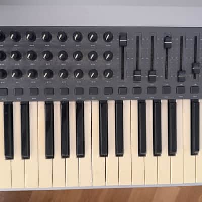 M-Audio Keystation Pro 88 – 88-Key Hammer Action MIDI 2006-2009 - Black
