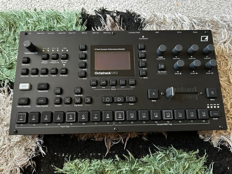 Elektron Octatrack MkII Dynamic 8-Track Performance Sampler