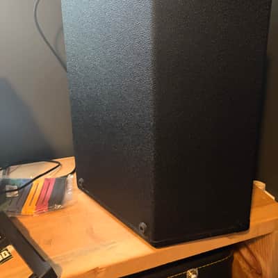Ampeg BA-210v2 450-Watt 2x10" Bass Combo 2014 - Present - Black image 4