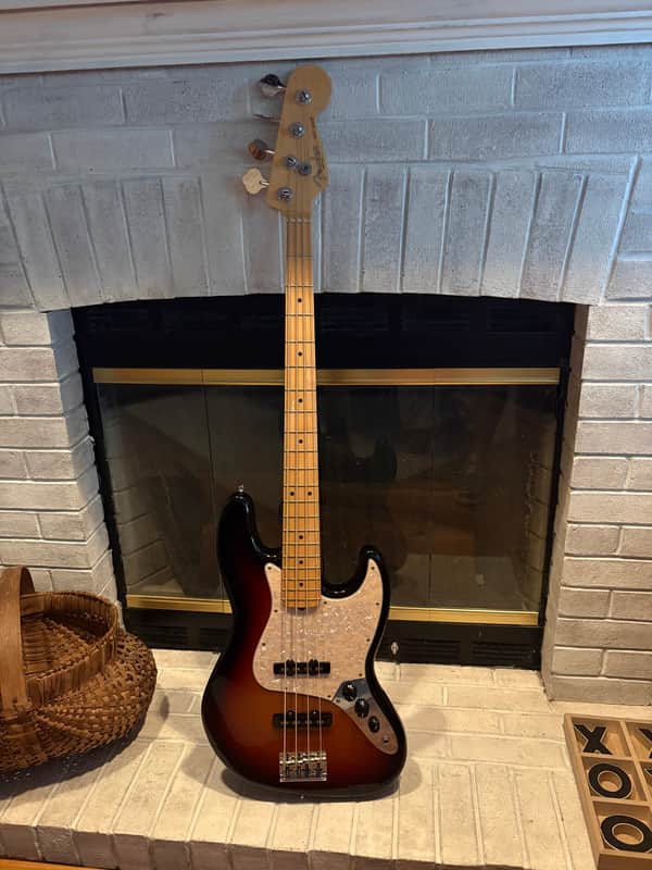 Fender American Standard jazz