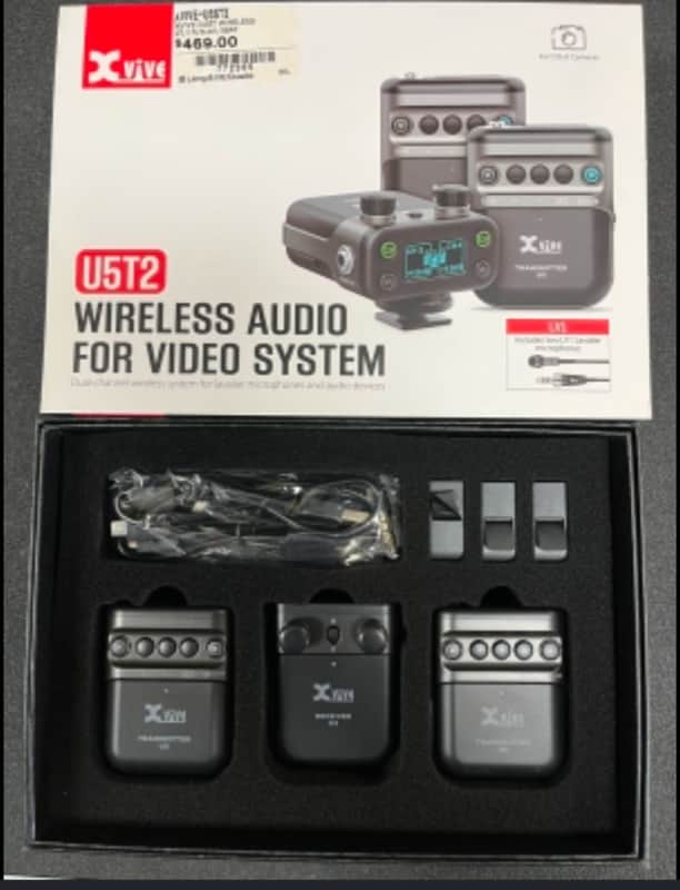 Xvive U5T2 2-Channel Camera Mount Wireless Lavalier Microphone System 2022 - Present - Black image 1