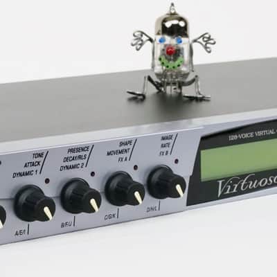 EMU E-MU Virtuoso 2000 Orchestral Synthesizer Rack + Top Zustand + 1,5J Garantie