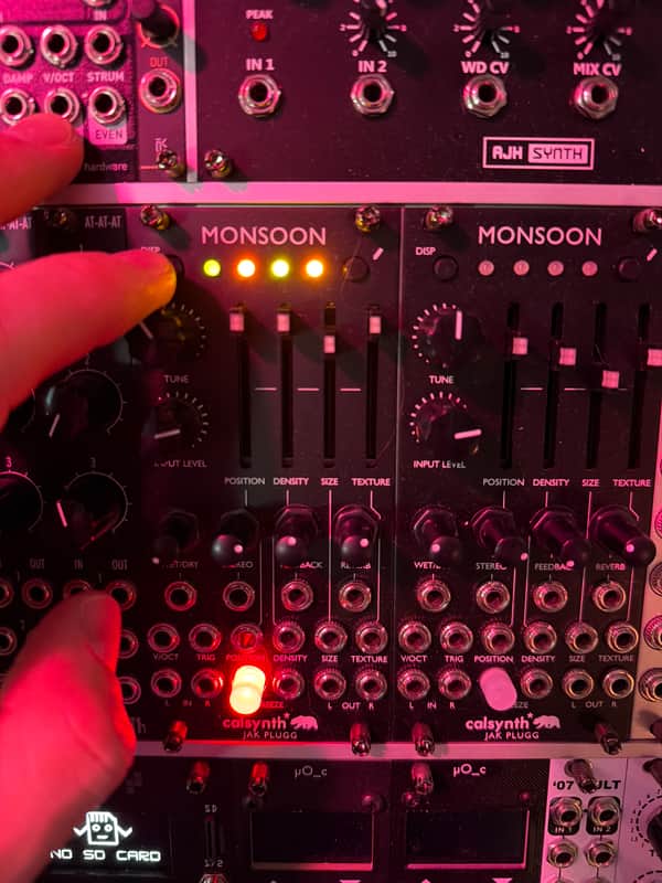 jakplugg Monsoon