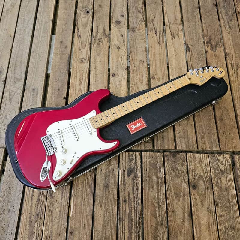 Fender Stratocaster Electric Guitar USA 40th Anniversary 1994, Red Includes Case USED! RKFEN010525 image 1