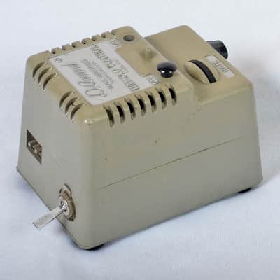DeArmond Tremolo Control model 60B 1964-5 image 6