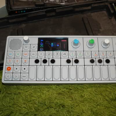 Teenage Engineering OP-1 Portable Synthesizer Workstation 2011 - Present - White image 4