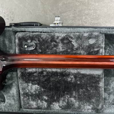 Epiphone T-bird Pro iV bass guitar with case great shape image 7
