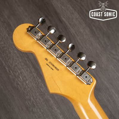 2019 Fender Traditional '58 Stratocaster Made in Japan - Transparent Blue image 14