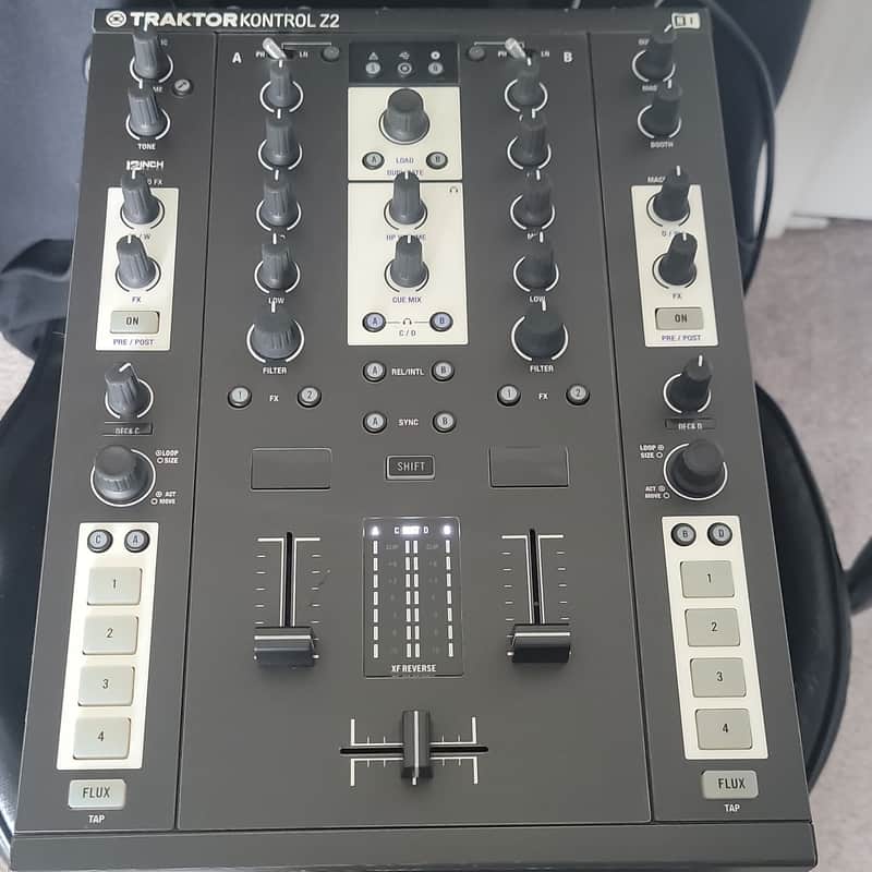 Native Instruments Traktor Kontrol Z2 | Reverb