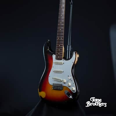 7.4LB, 1-Owner! 1963 Fender Stratocaster Sunburst image 8