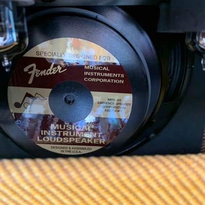 Fender Blues Deluxe Reissue 2-Channel 40-Watt 1x12" Guitar Combo 2005 - Present - Tweed image 8