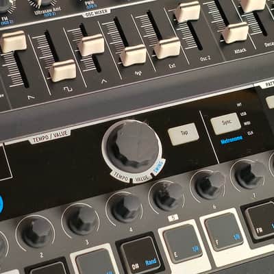 Arturia MiniBrute 2S Desktop Analog Synthesizer 2018 - Present - Black image 3