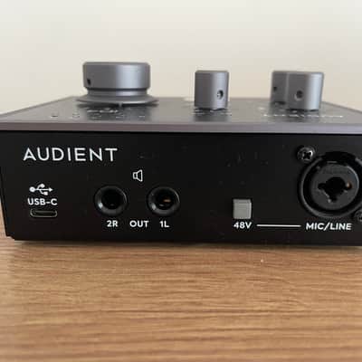 Audient iD4 MKII USB-C Audio Interface – Original Box + 2 USB Cables image 4