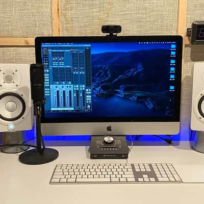 27” iMac - Late 2014 - 3.5 GHz Quad Core i5 24 GB RAM image 1