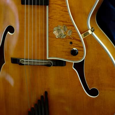 Heritage Johnny Smith Rose w/ Rose Pick Guard 1998 Amber image 23