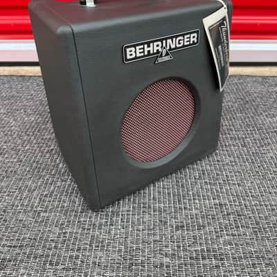 Behringer Thunderbird BX108 15W 1x8 Bass Combo Amplifier – Tested image 2