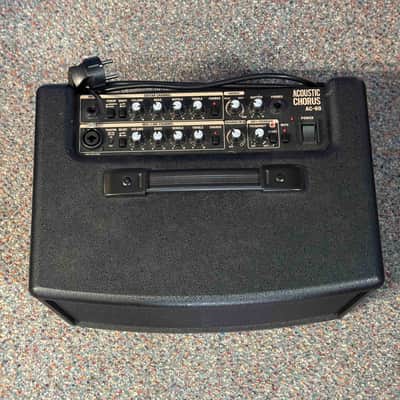 Roland AC-60 Acoustic Guitar Amplifier w/ Gig Bag image 2