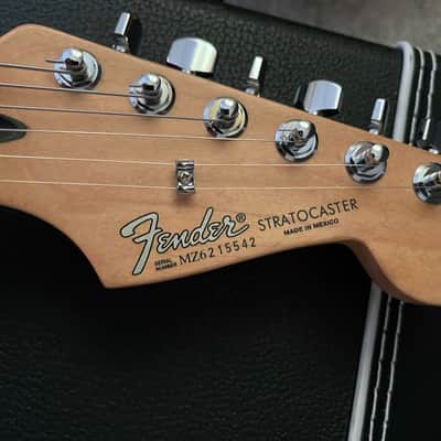Fender Standard Stratocaster Mexico (2006) image 6
